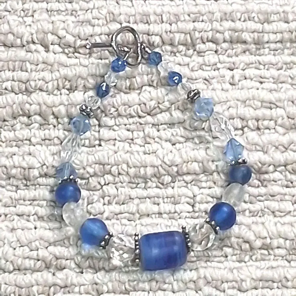 Blue Clear Beaded Bracelet Silver Tone Heart Toggle Clasp Beaded Strand Jewelry